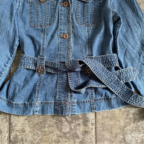 Faded Glory Women’s Denim Jean Jacket . Size L 12/14 - Picture 3 of 5